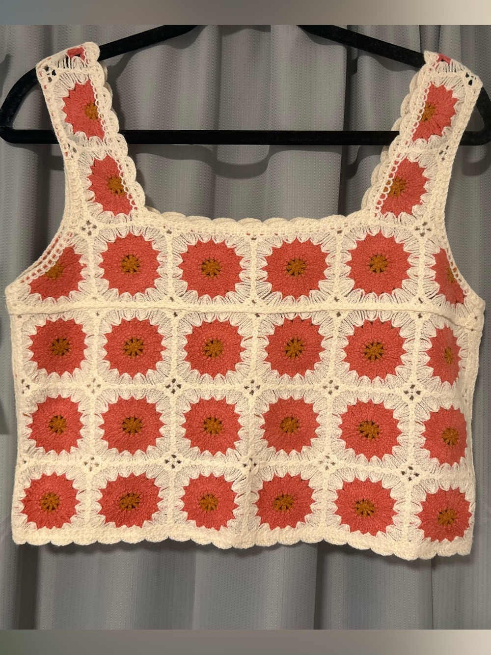 NWT crochet boxy tank top
